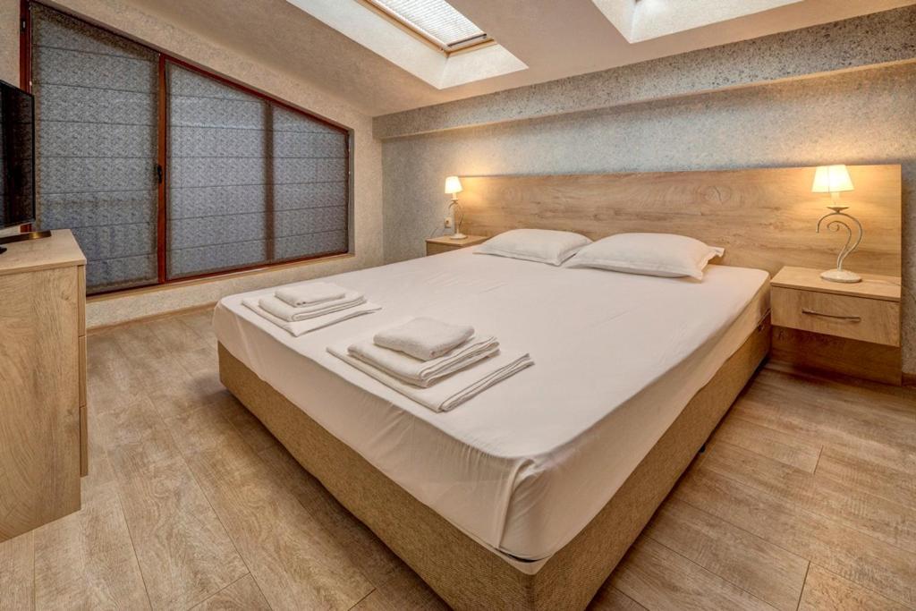 Complex Hunter's Apart Otel