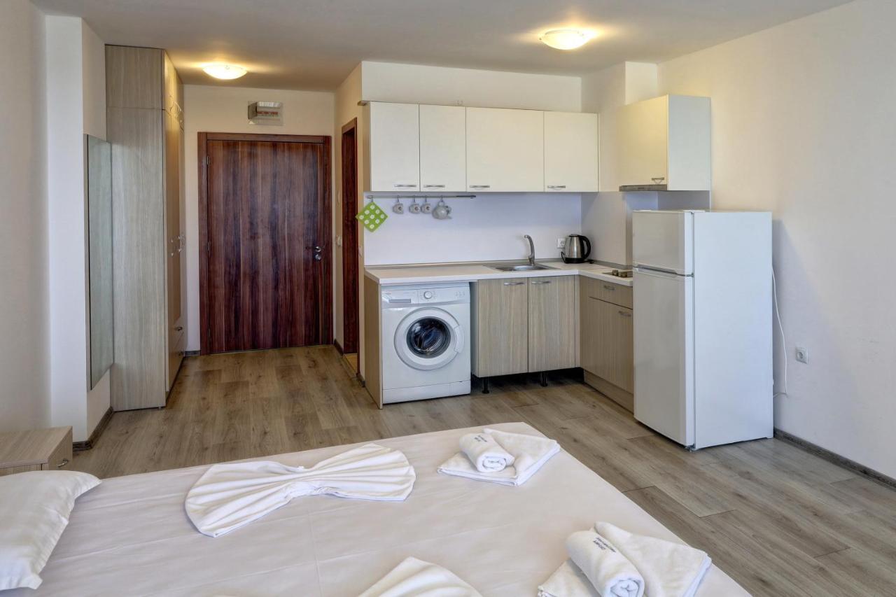 Complex Hunter's Apart Otel